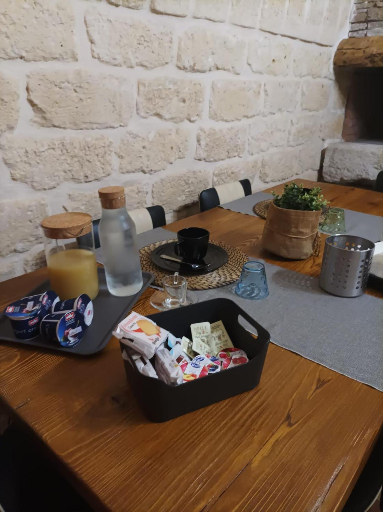 Room Pietra Bianca 코라토 외부 사진